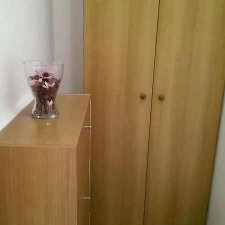 Ledenko アパート