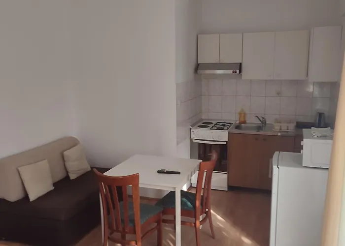 Ledenko Apartment