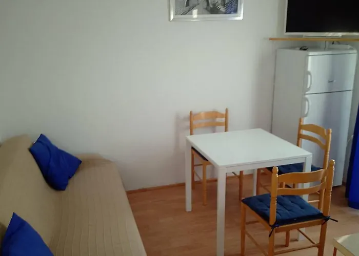 Apartment Ledenko Kastela