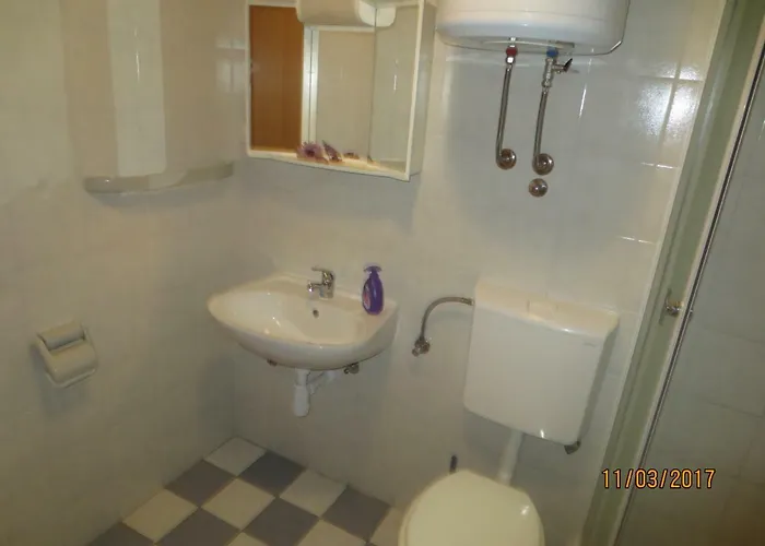 Apartment Ledenko Kastela